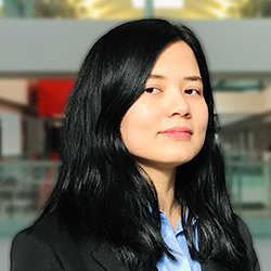 Najma Sultani headshot