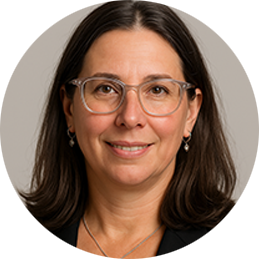 Rebecca White headshot