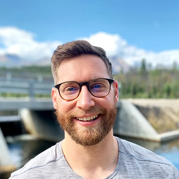 Portrait photo of 2021 scholarship recipient Colin Dreger