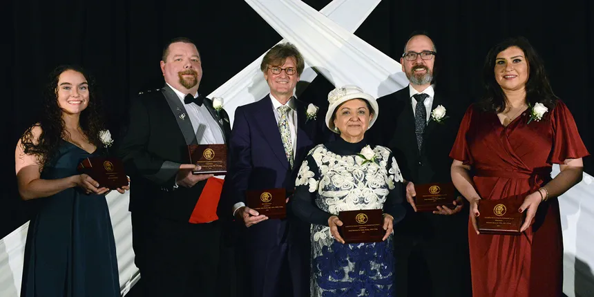 Group photo the 2023 Engineers Canada award recipients
